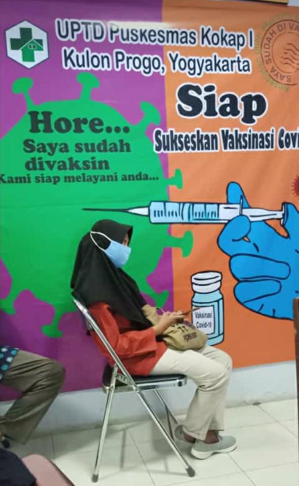 Pendidik PAUD Hargorejo Lakukan Vaksinasi